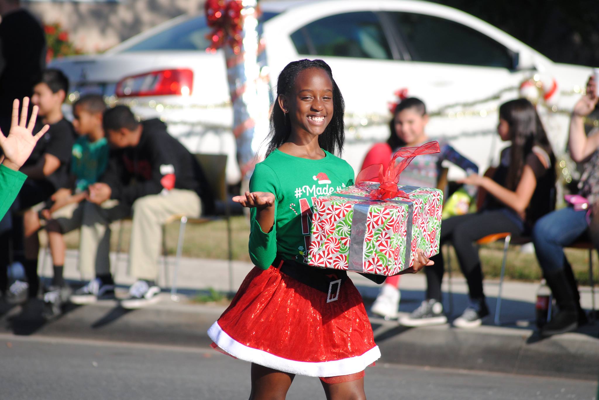 PHOTO GALLERY Downey Christmas Parade — The Downey Patriot