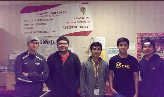 Downey students advance to finals in international robotics tournament