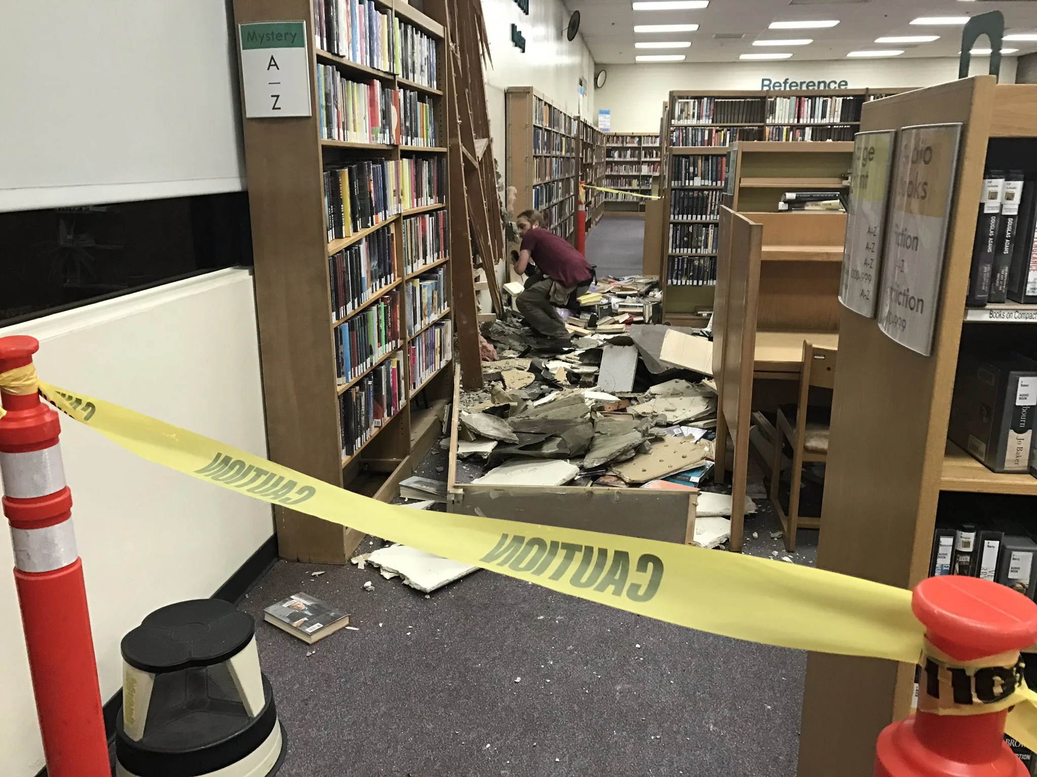 Suspected DUI driver crashes into Downey library