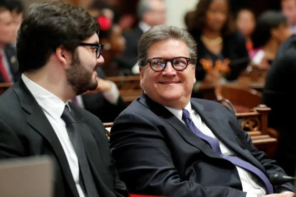 From Bob Hertzberg: Let’s follow Kentucky, but only when convenient 