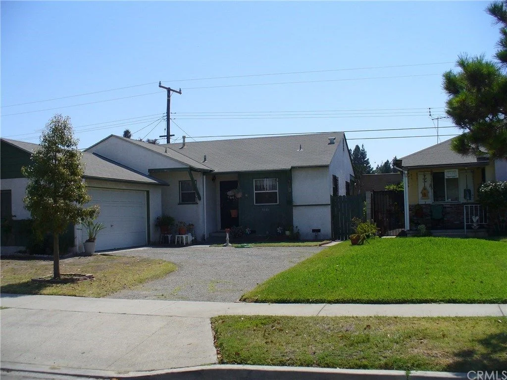 9480 brookpark rd.jpg