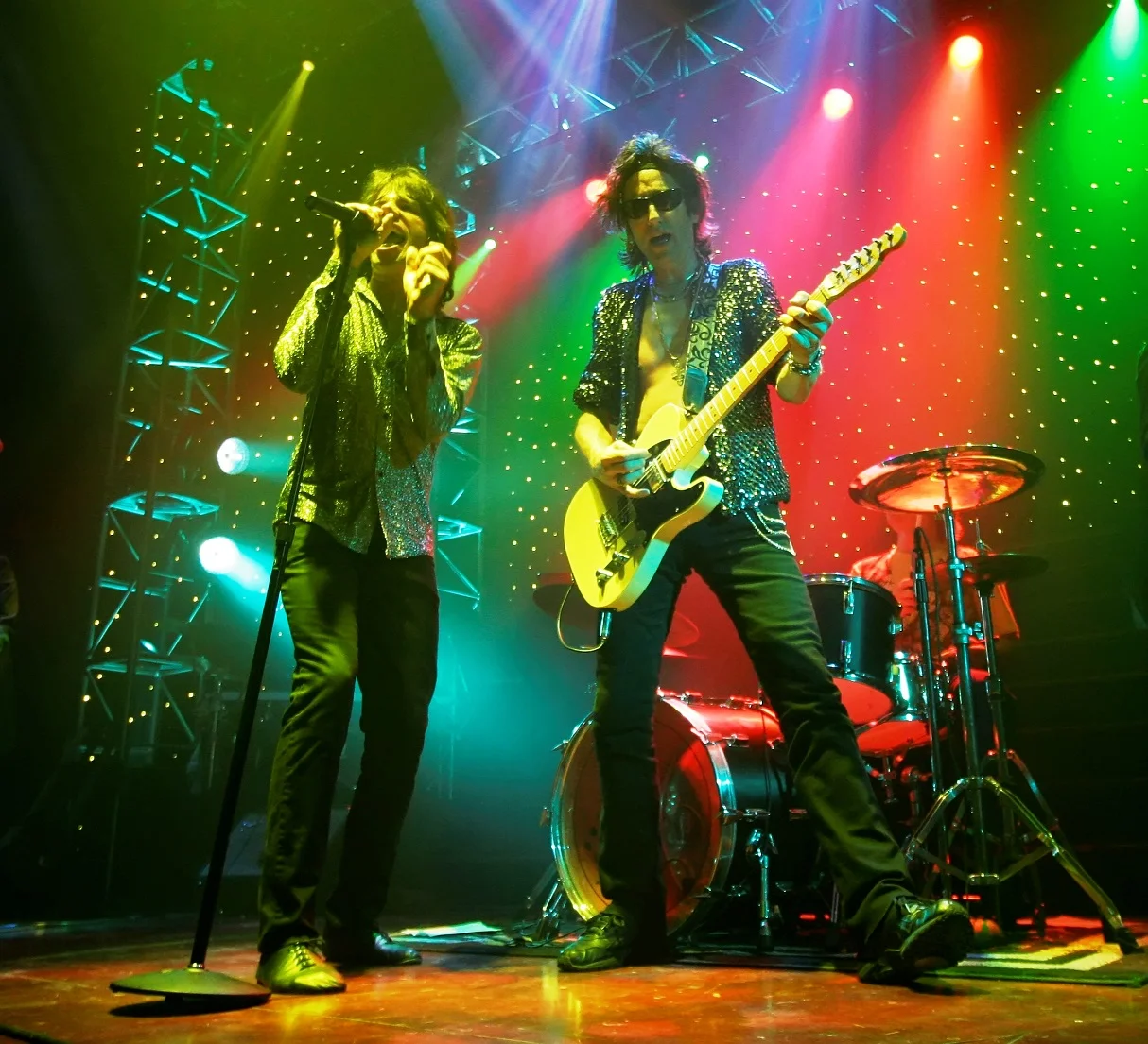 Beatles vs. Stones show to settle an old score