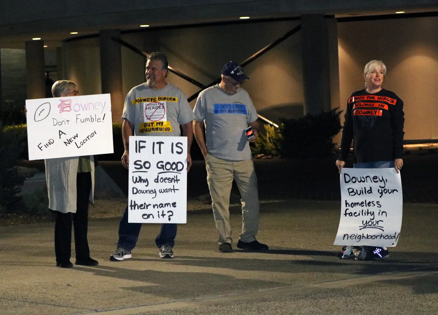 South Gate residents, Downey officials clash over housing for homeless vets