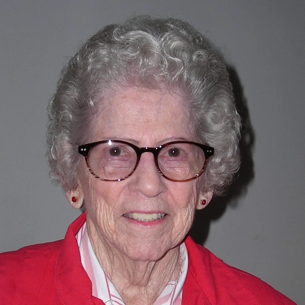Della Welch Photo.jpg
