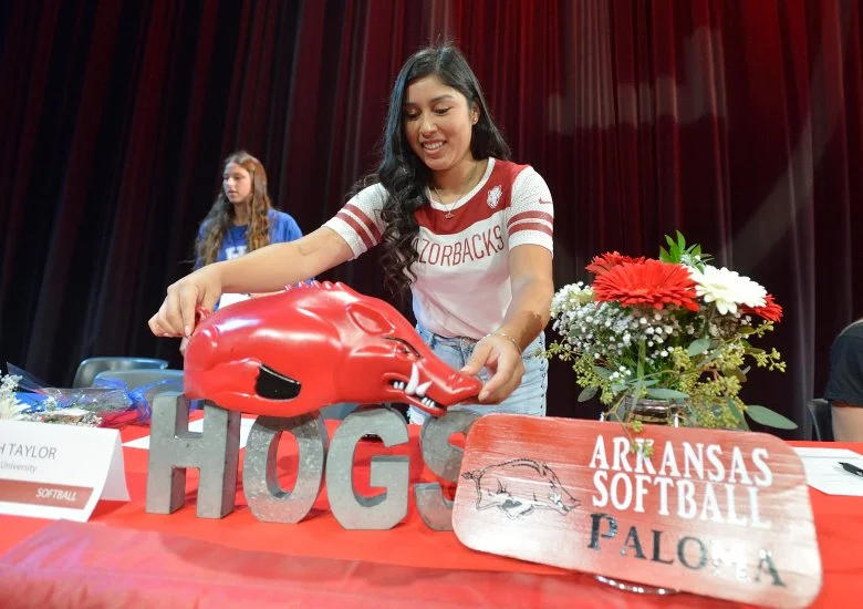 Downey’s Paloma Usquiano signs to play softball at Arkansas