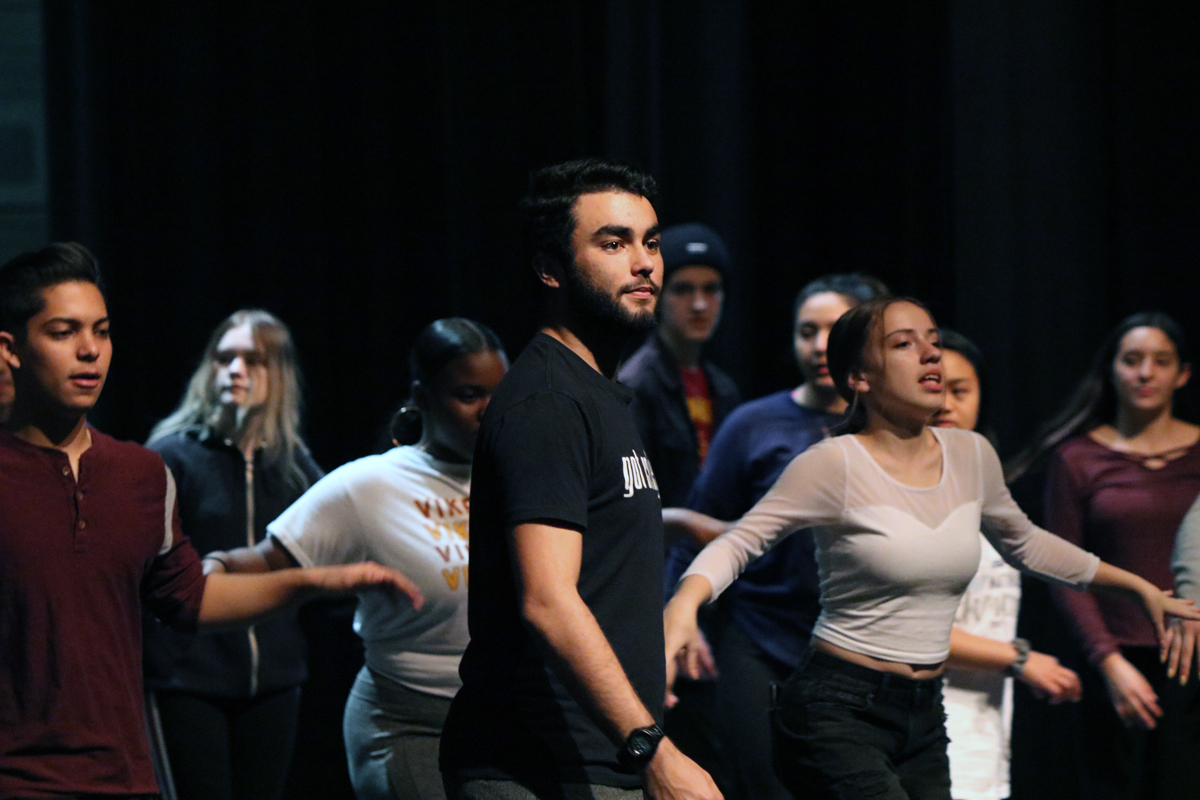 Downey High students rehearse “In the Heights.” Photos by Alex Dominguez