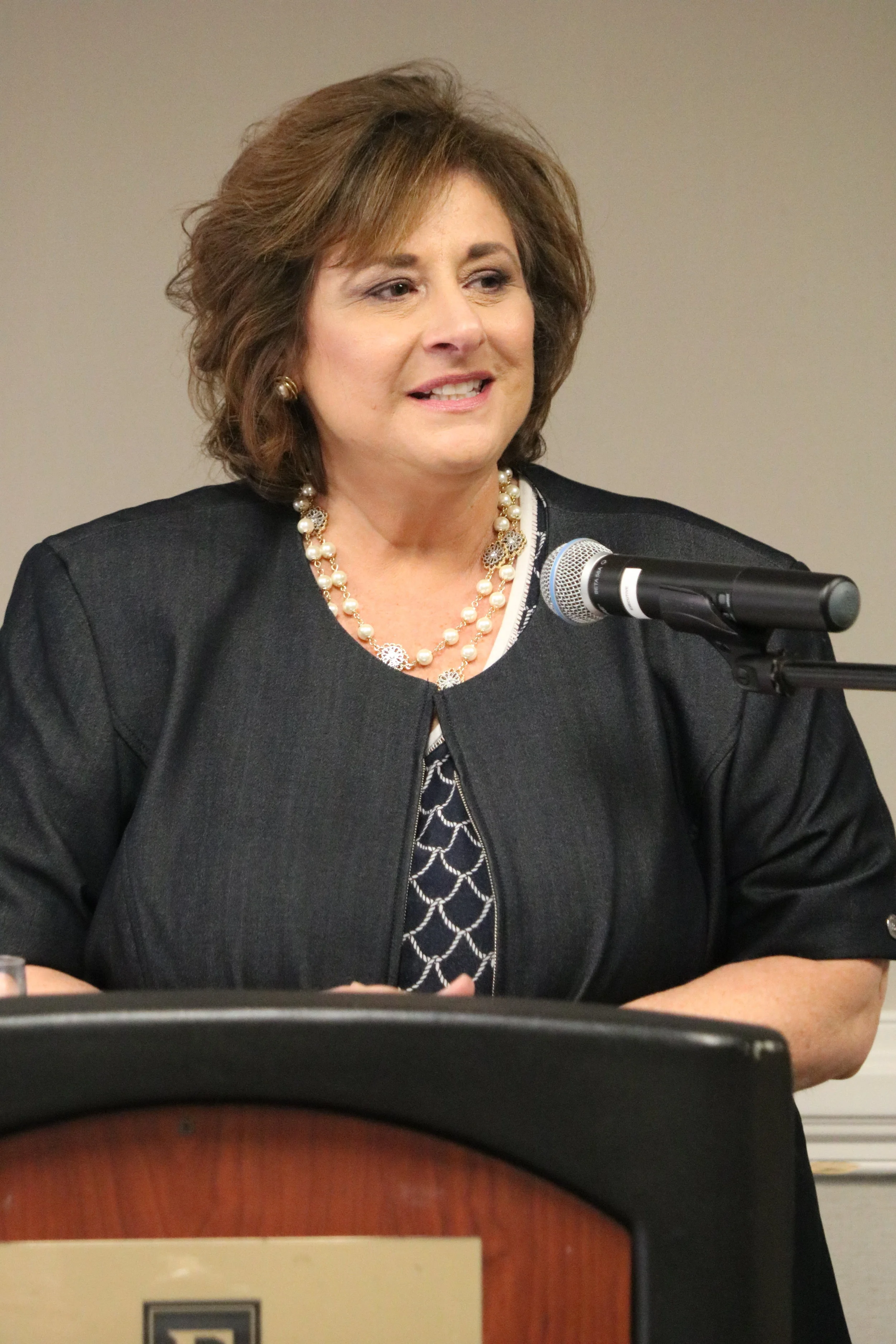 Carrie Uva sworn in as Chamber of Commerce President