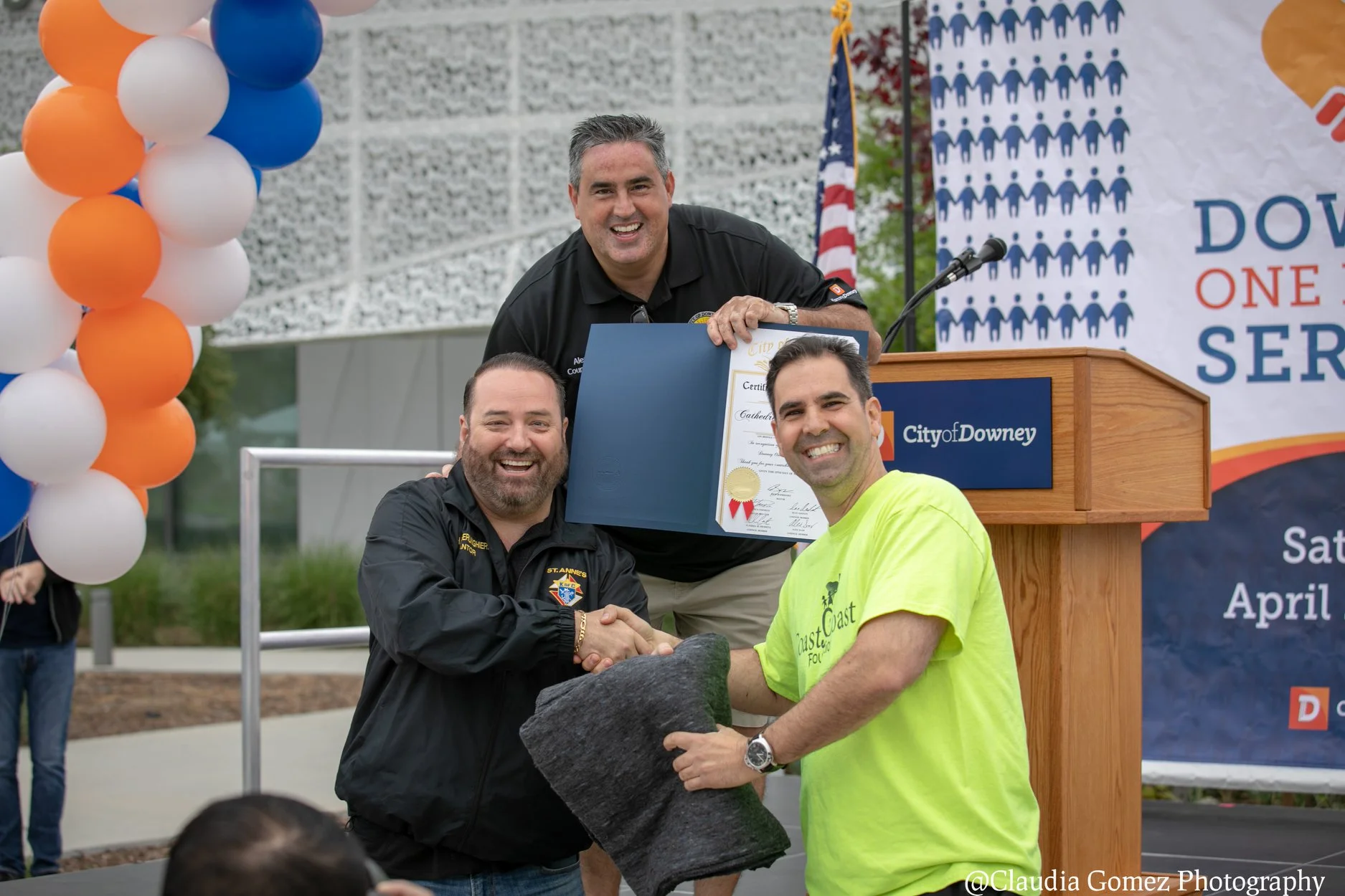 1,700 blankets donated to homeless thanks to collaborations