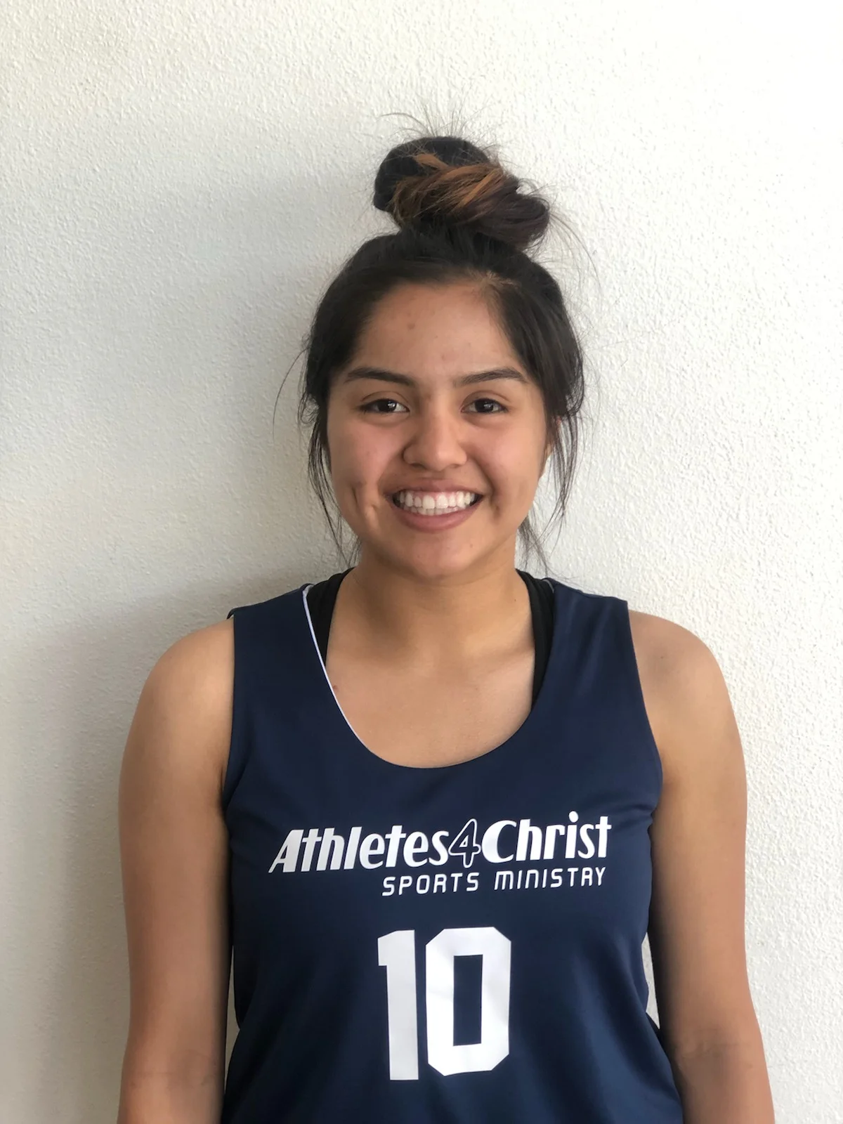 Surie Camacho commits to play basketball  at Hope International University