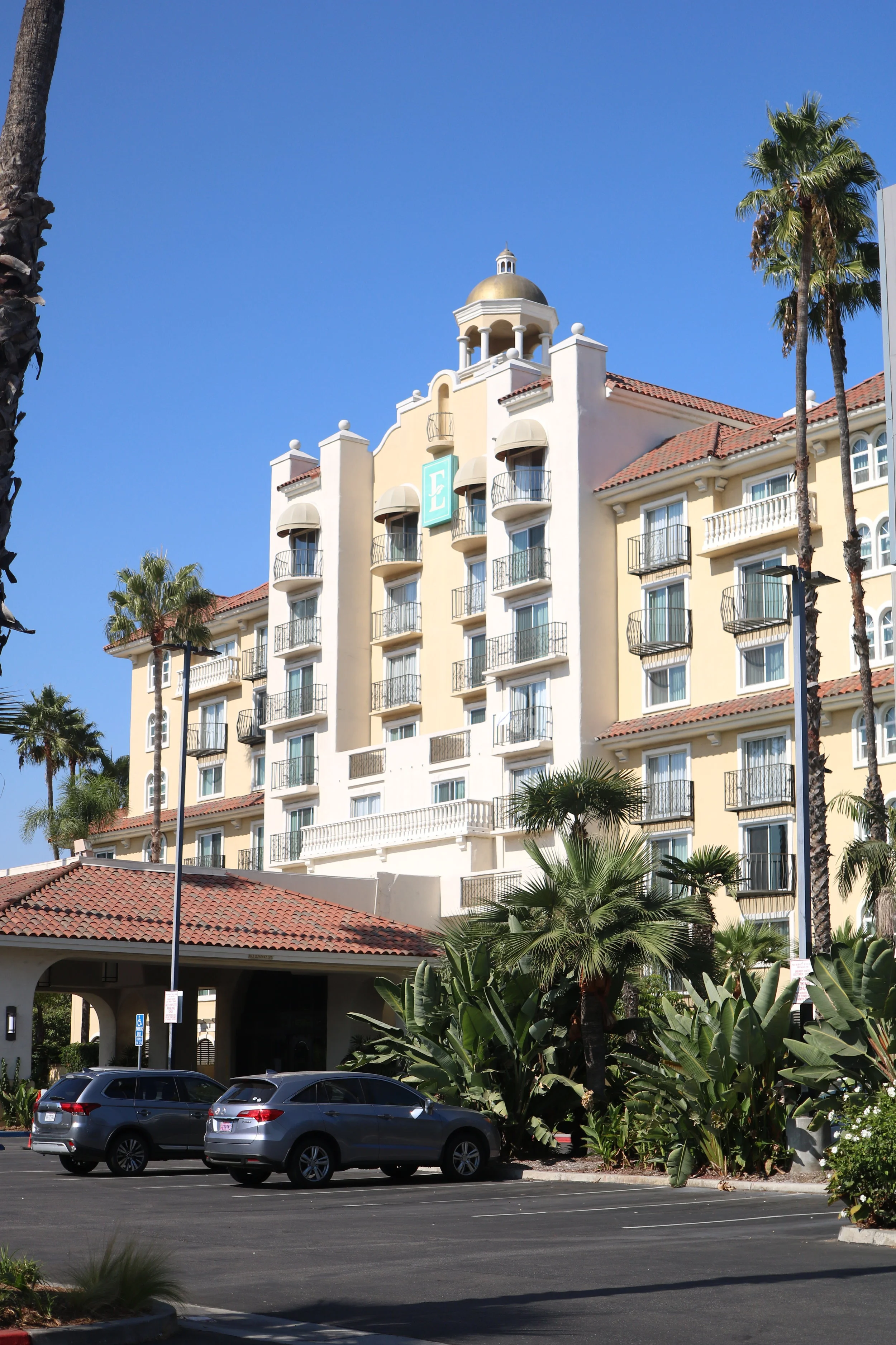 Voters to decide on hotel bed tax increase next year