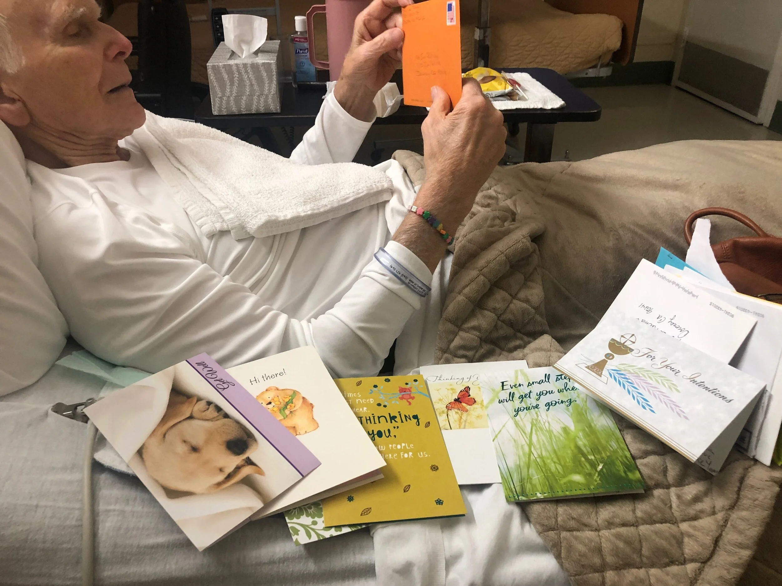 Community sends letters of love and support to downtrodden resident