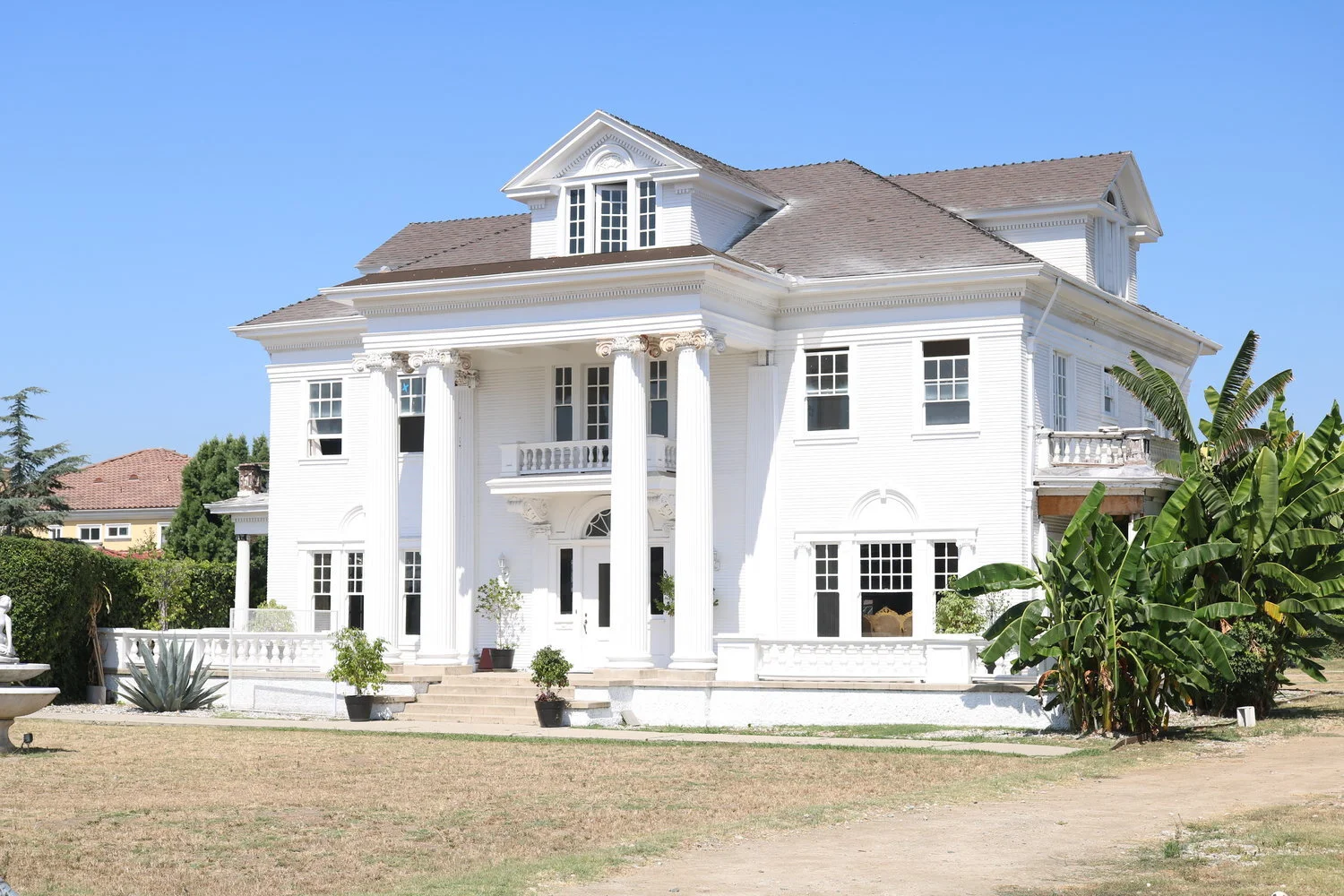 Rives Mansion is up for sale — again