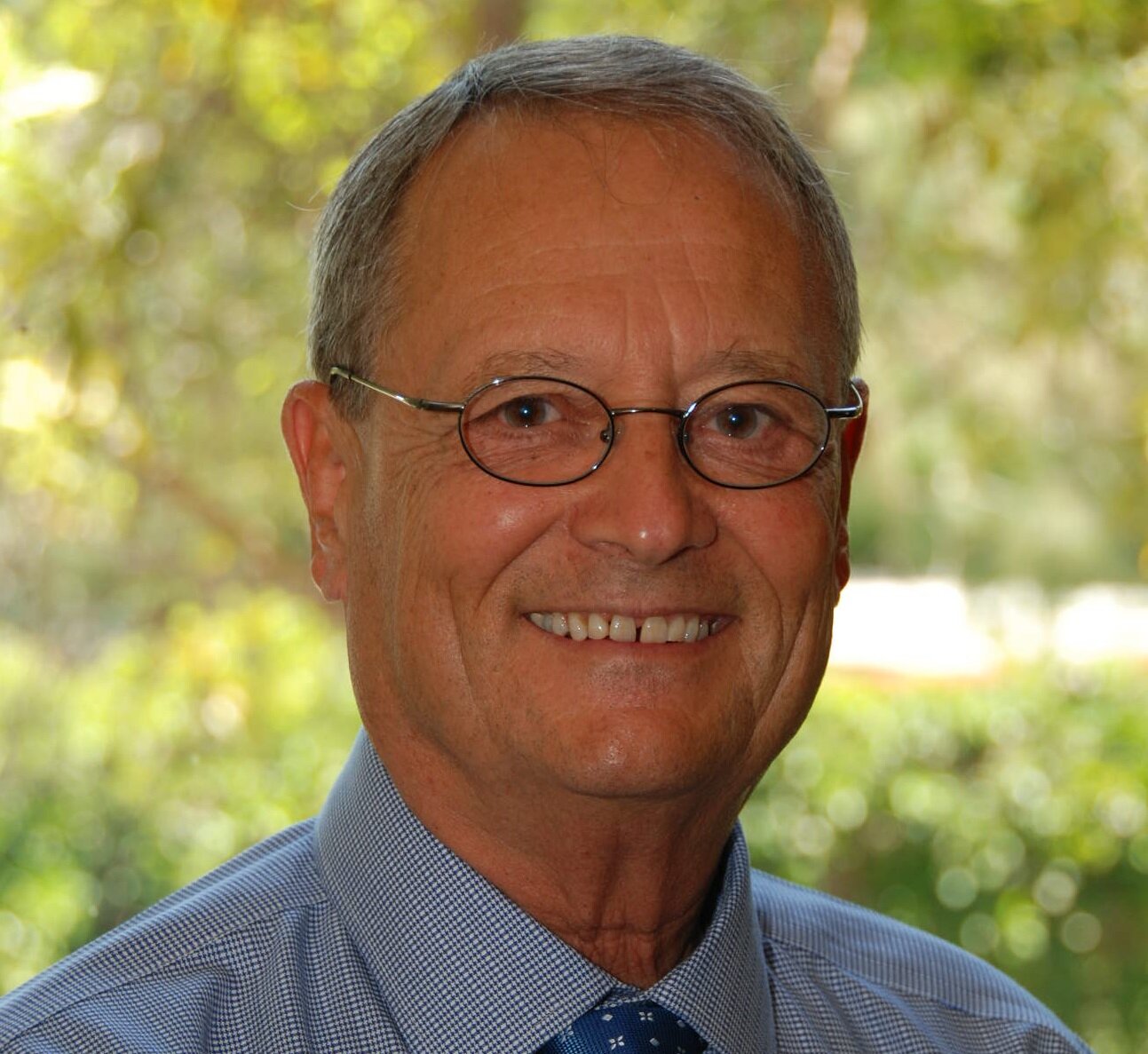 Downey real estate broker Steve Roberson earns customer satisfaction award