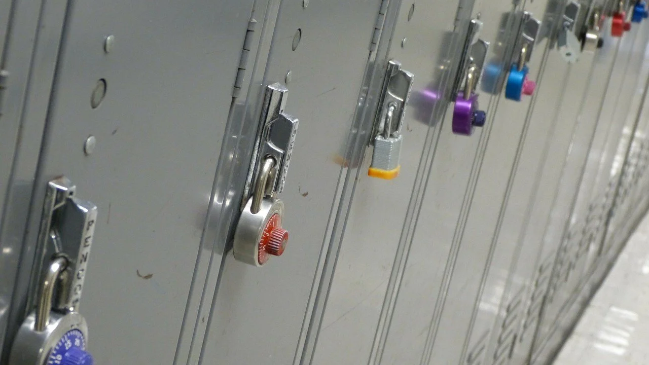 Five-day school week not happening, says DUSD