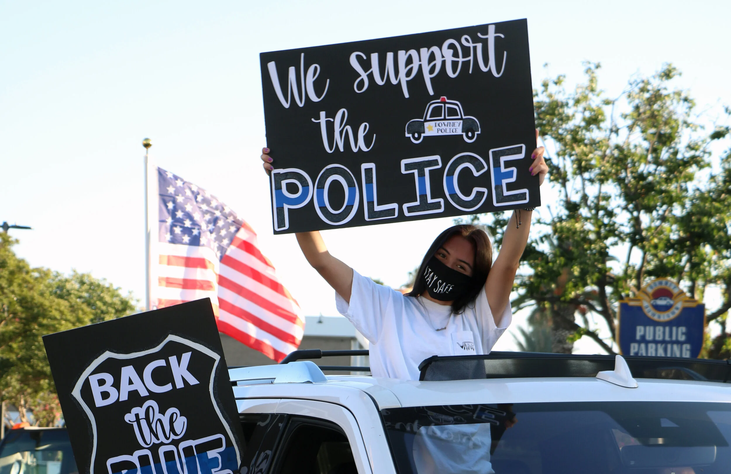 Downey Police gets large show of support