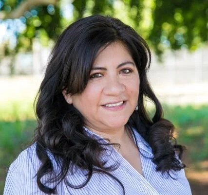 Cathy Ballon-Godinez enters school board race