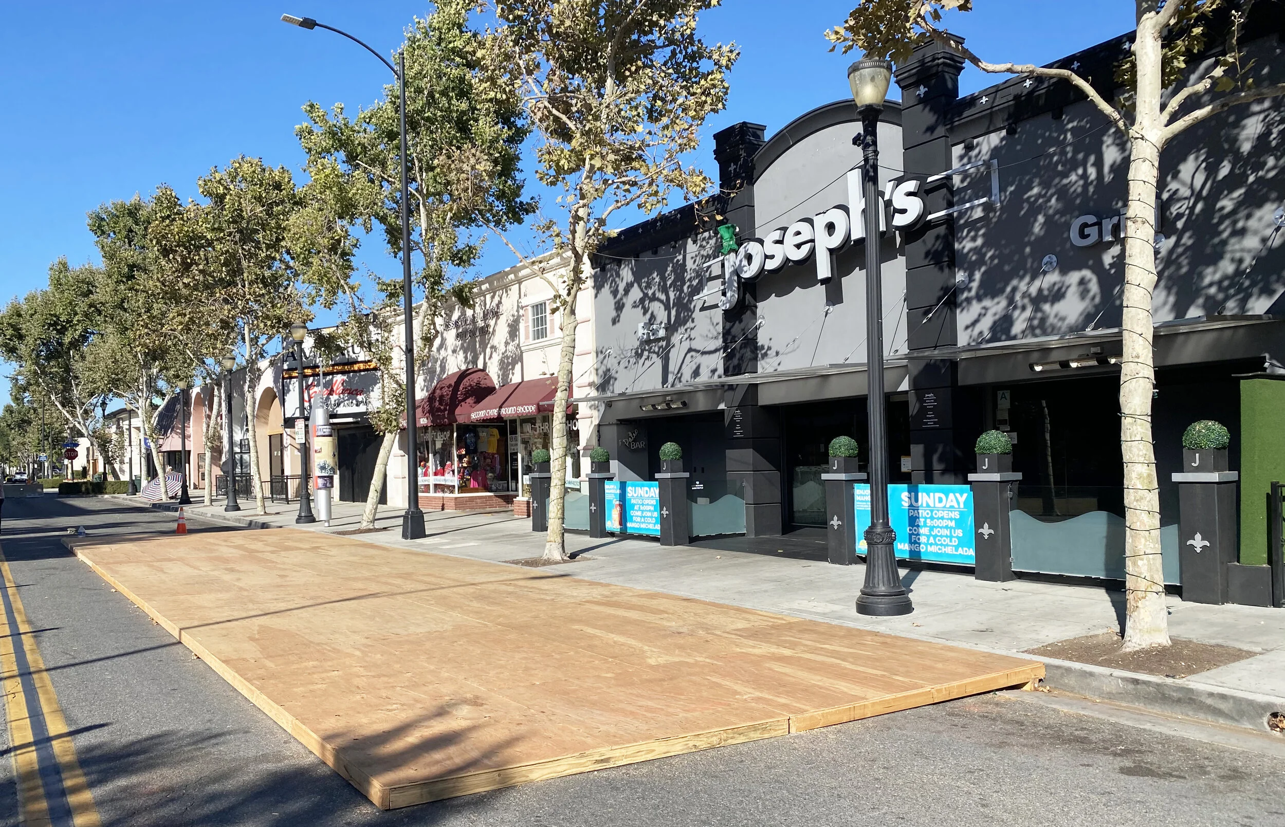 Downey extends outdoor dining program