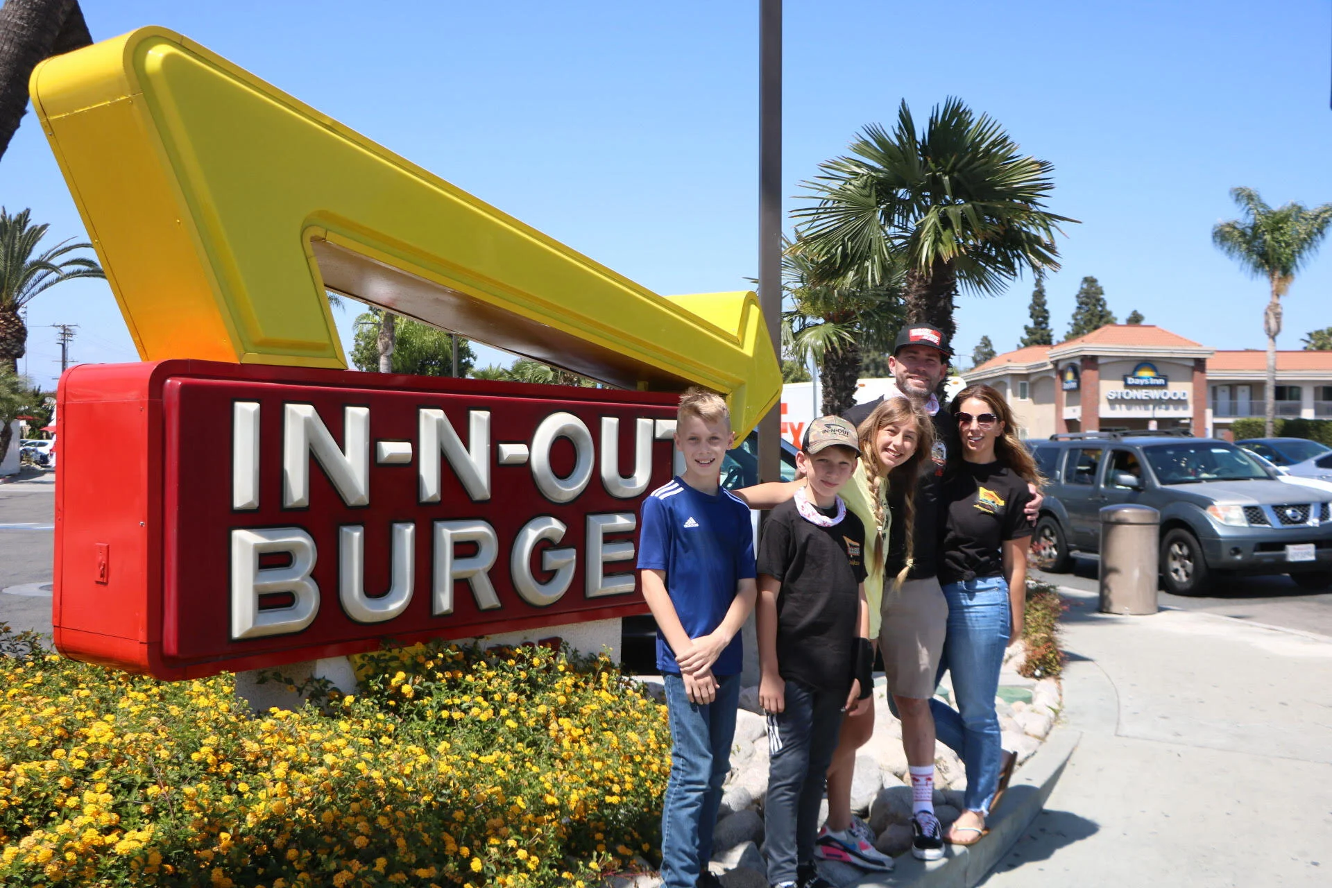 In-N-Out road trip makes way through Downey