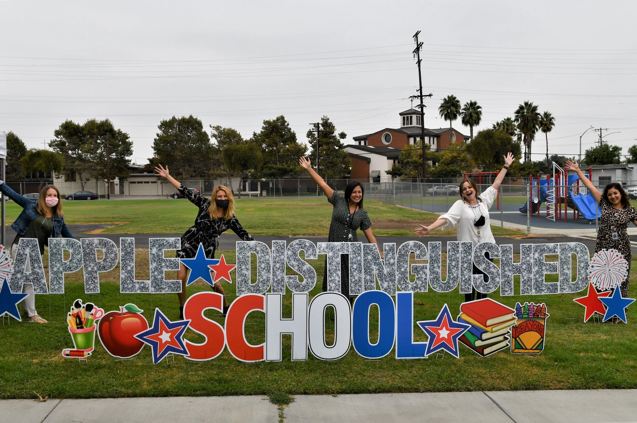 Five Downey elementary campuses named Apple Distinguished Schools