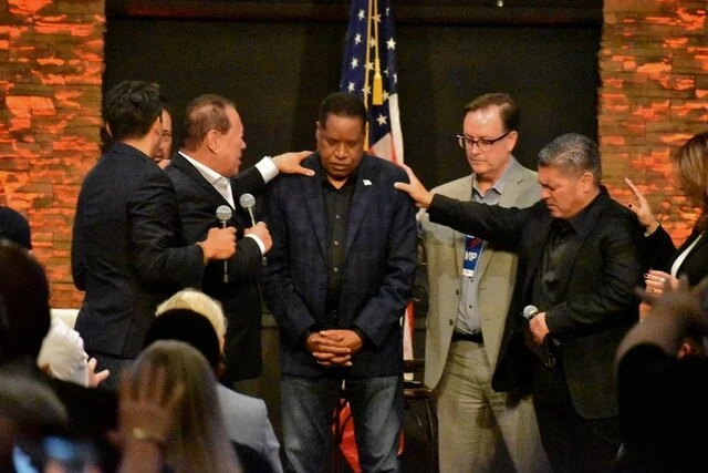 Larry Elder attends town hall with Christian leaders in Downey