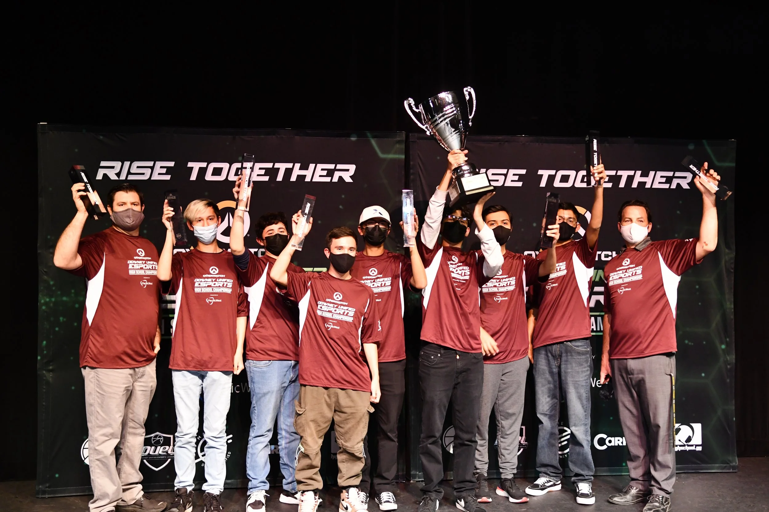 Downey tops rival Warren  for Esports championship
