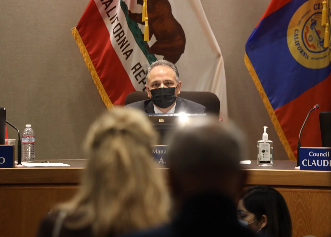 City manager Gilbert Livas to stay