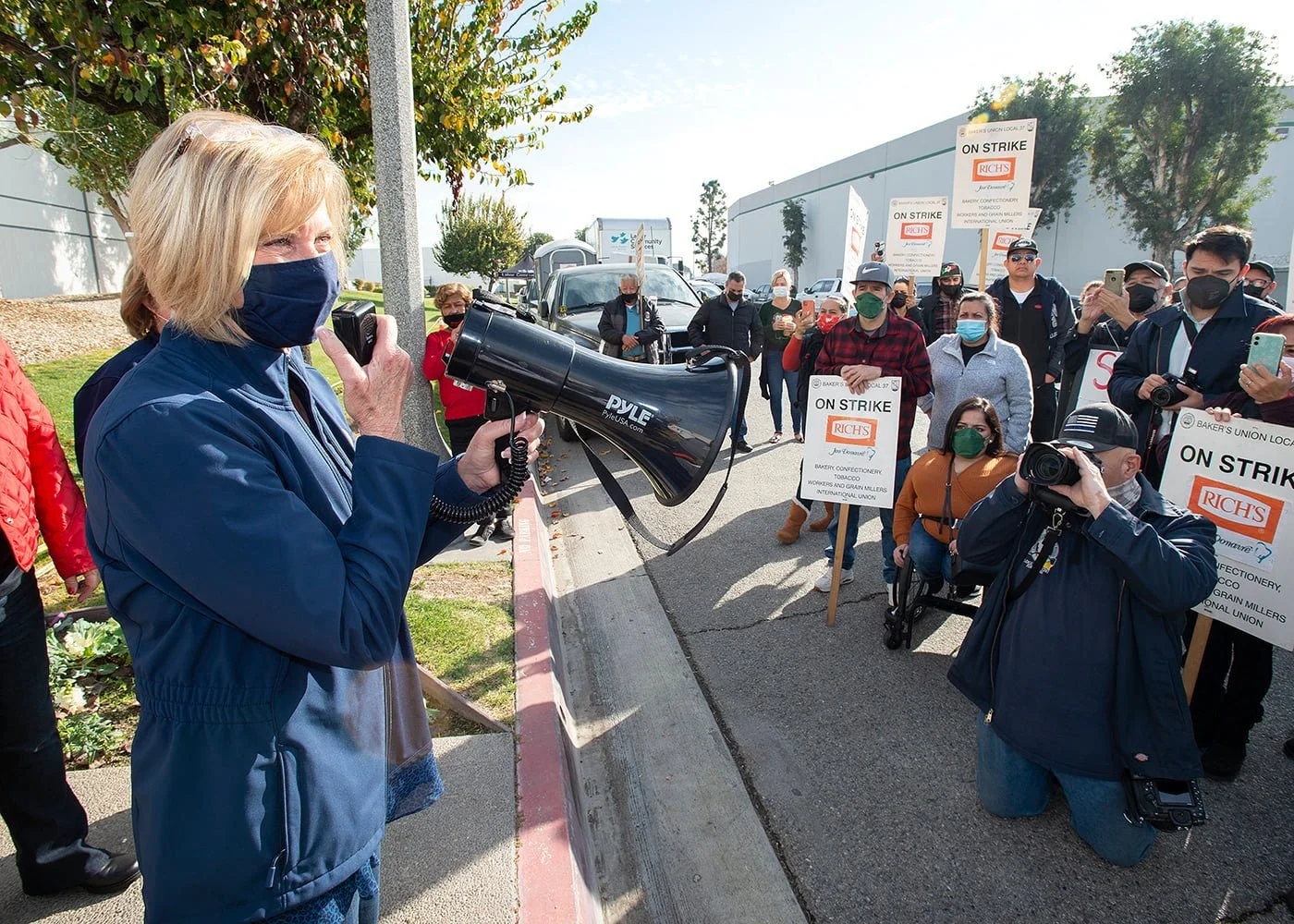 Hahn joins picket line with striking workers in Santa Fe Springs