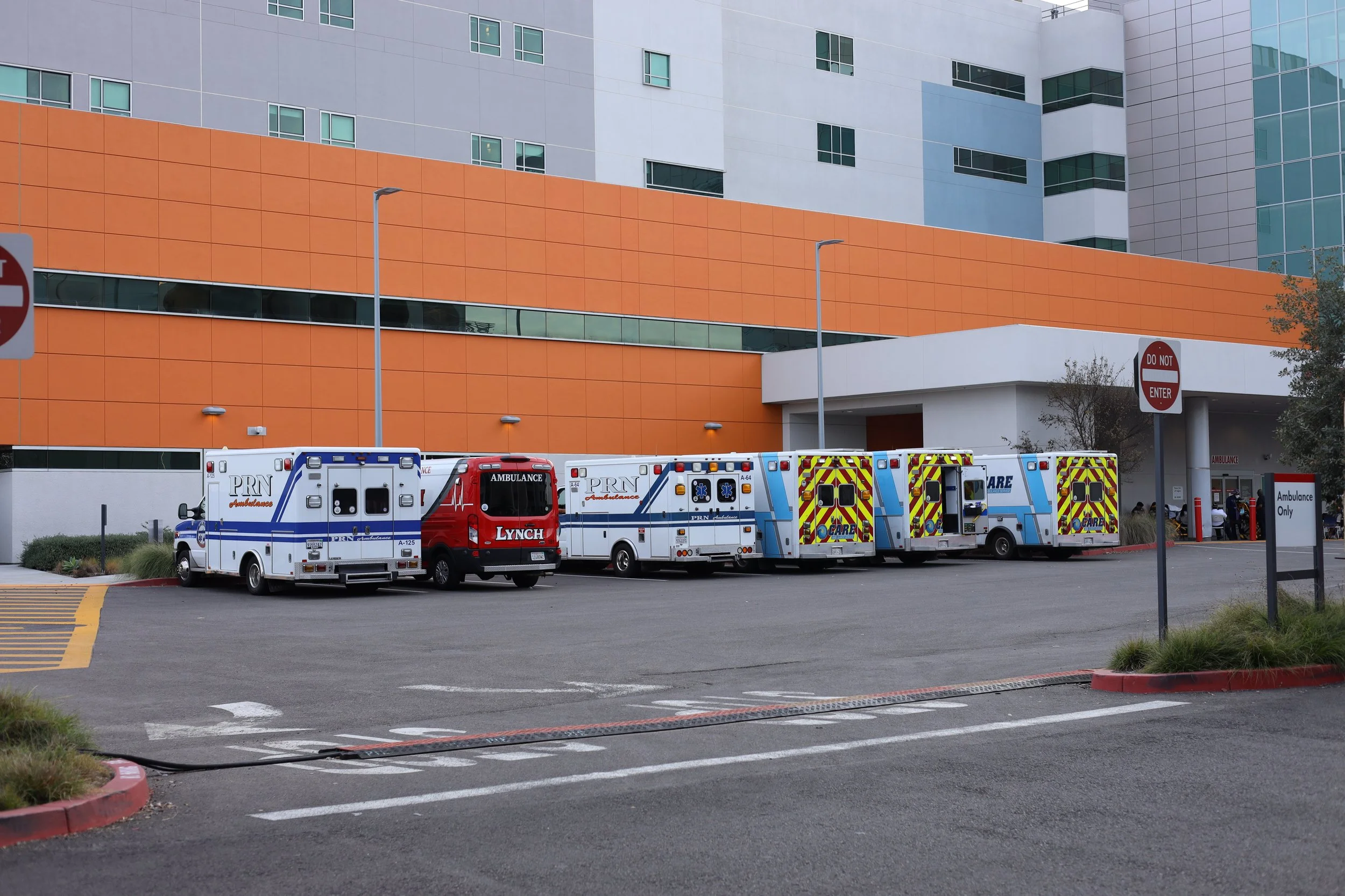 COVID-19 hospitalizations in L.A. County hospitals still climbing