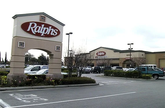 Negotiations to resume Wednesday between SoCal grocers, workers