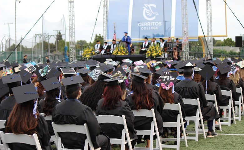 Cerritos College returns to in-person commencement ceremonies