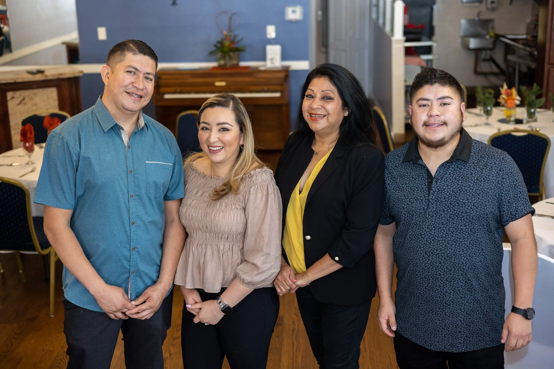 Cafe 'N Stuff sold to longtime employees