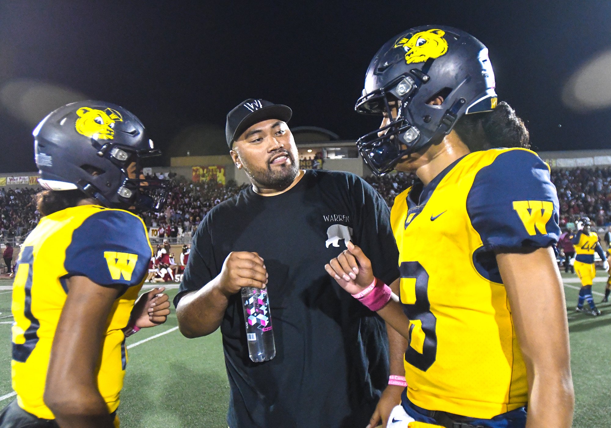Quarterbacks set to clash in DowneyWarren rivalry game — The Downey