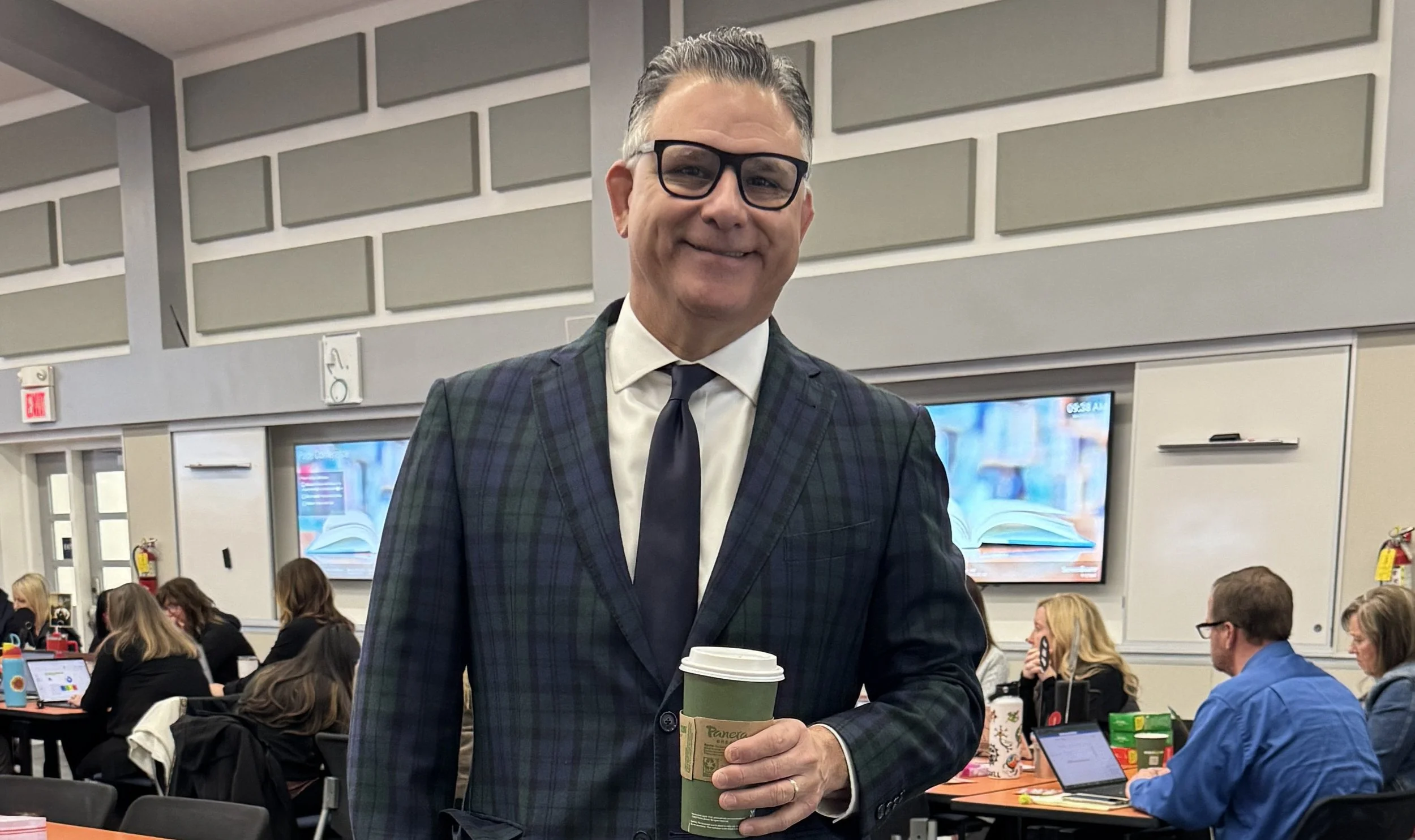 Downey Unified superintendent John Garcia announces retirement