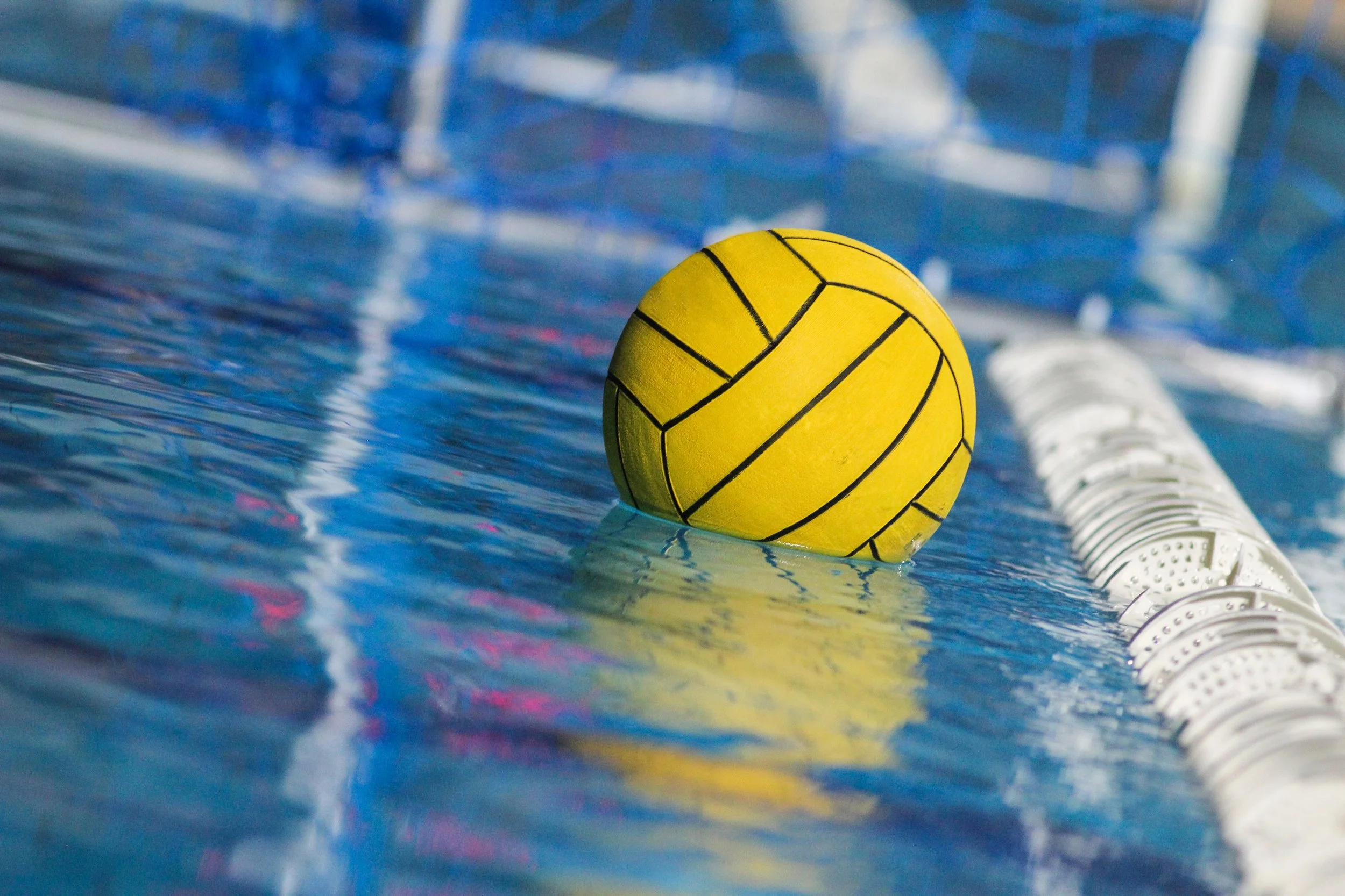 Downey defeats Warren, 18-12, in boys water polo