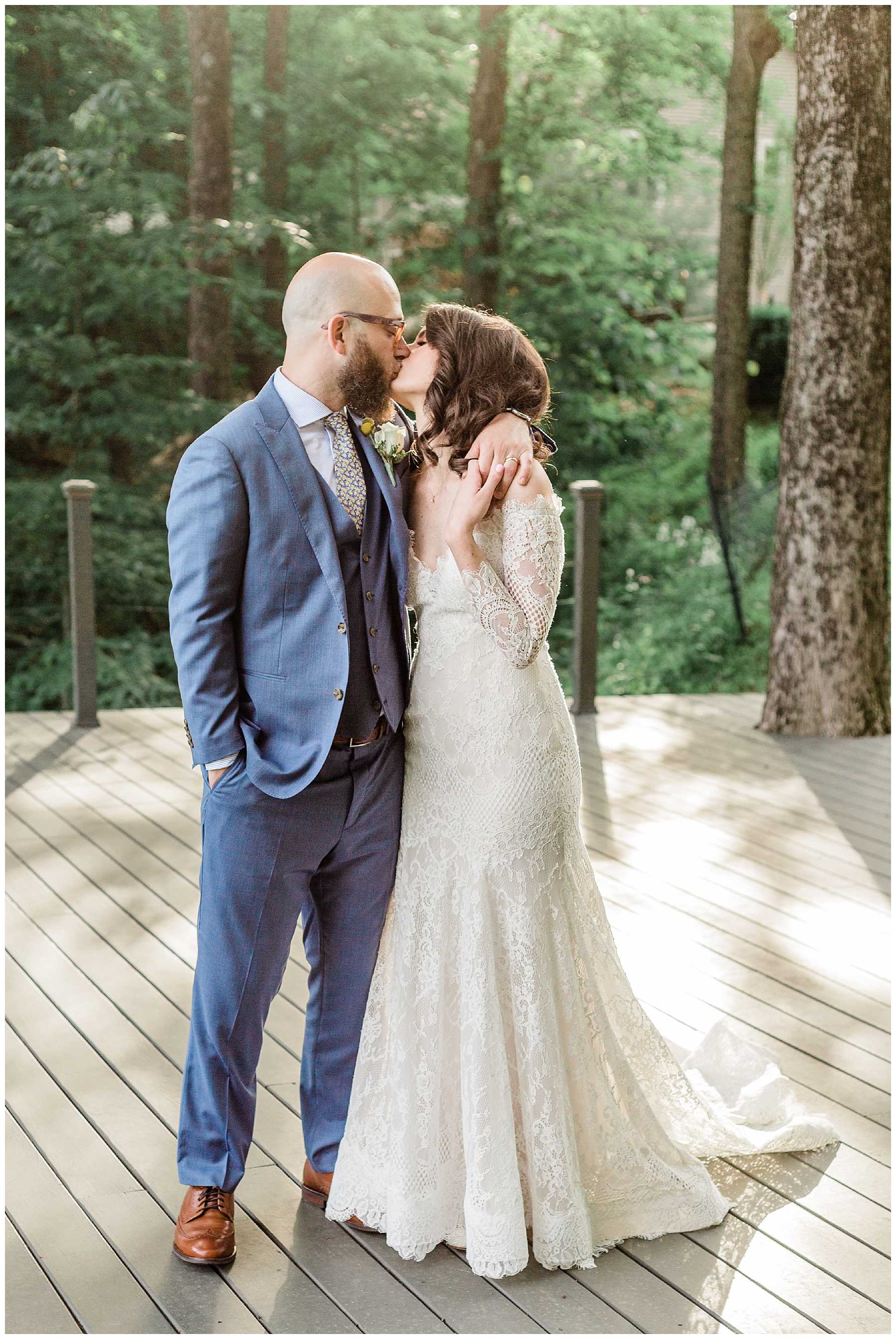 Promise Ridge Spring Elopement - Poconos, PA wedding photographer