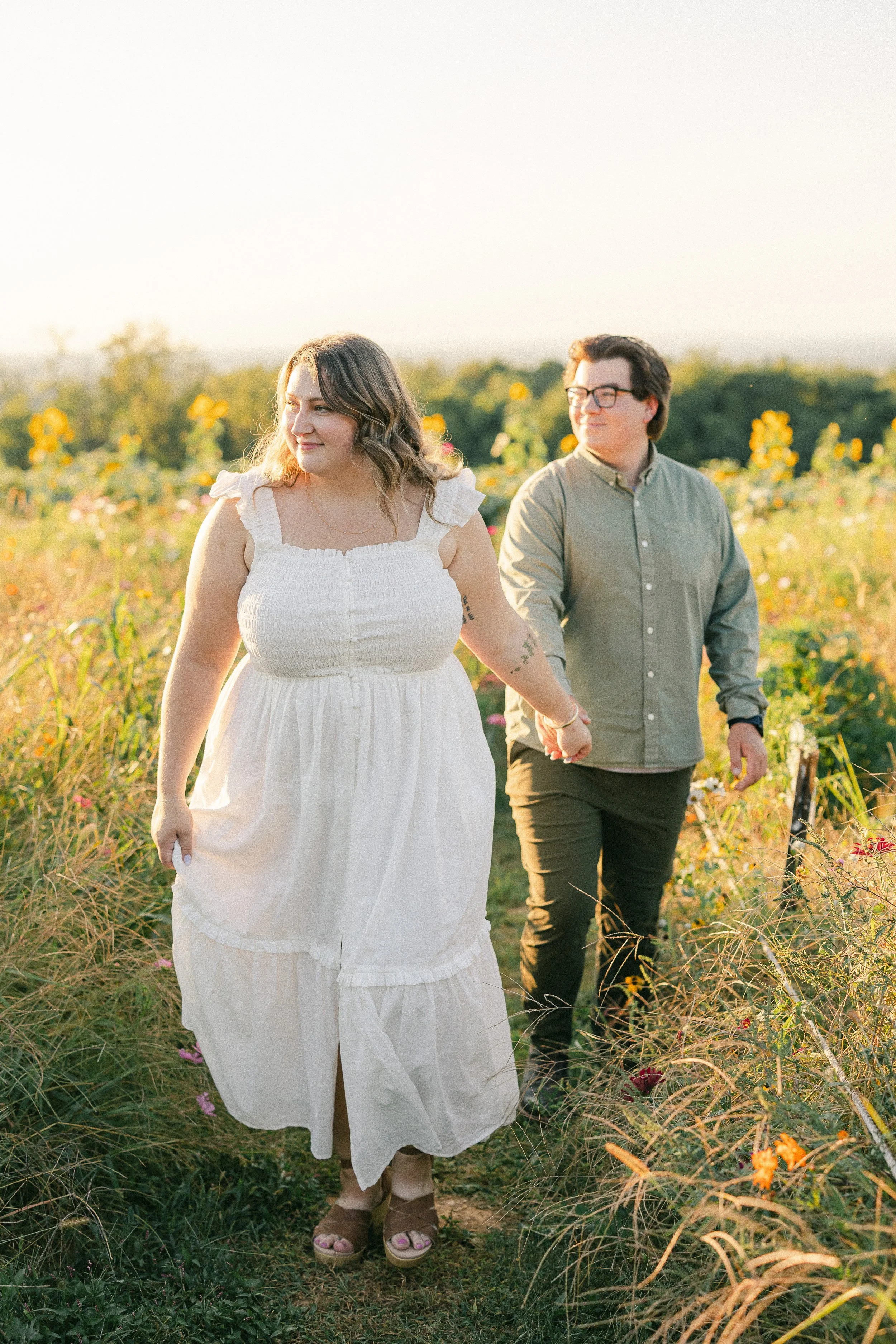 Laura+Noah_Engagement-163.jpg