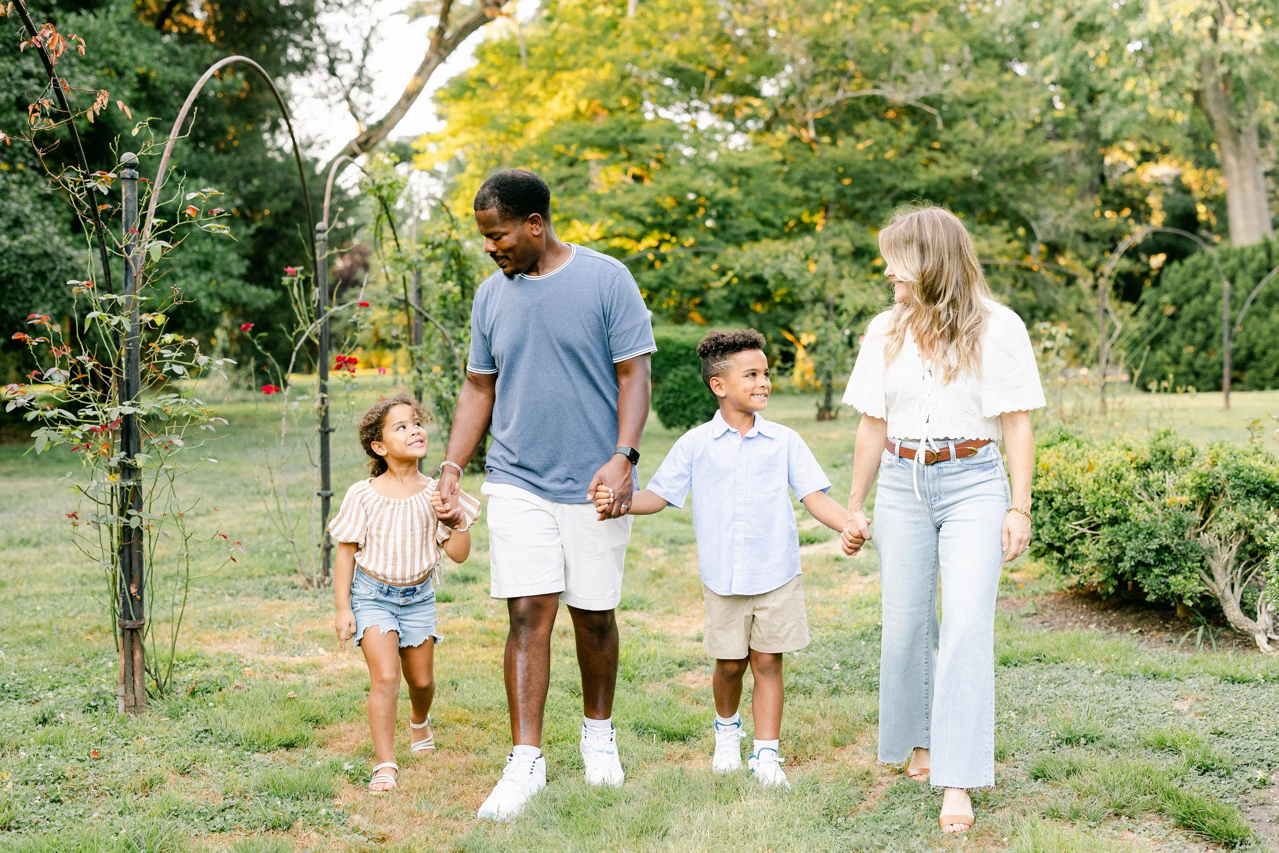 Family session in Philadelphia, PA at Glen Foerd on the Delaware