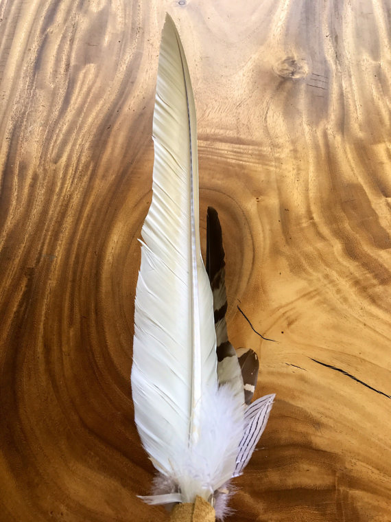 Shamanic Blades - Single White Blade - Econblade2.jpg