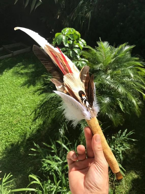 Shamanic Blades - Single White Blade - Econblade3.jpg