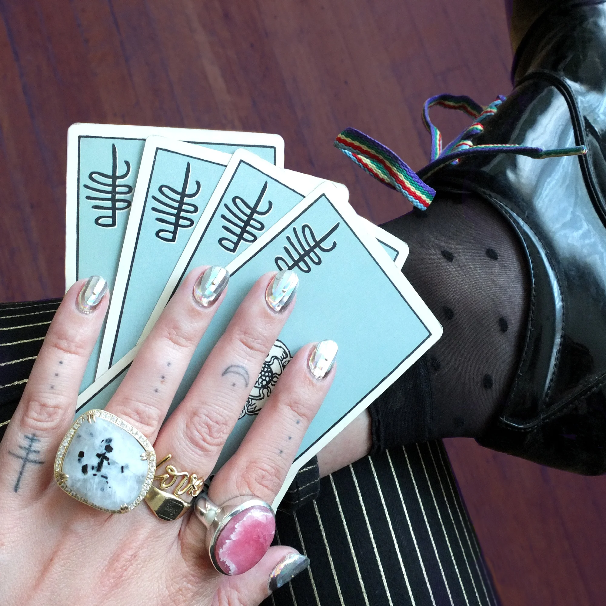 THESE TAROT CARDS WILL HELP YOU NAVIGATE OCTOBER 2017 As Fall brings a shift in the light, we are crossing through the veil into the collective and individual subconscious for some major breakthroughs. October offers the opportunity to treat the dive into the dark side like a gift, as we expand our understanding, birth our passion projects, face our deepest fears, and learn to be better partners. The energy this month is tailor-made to get you out of your comfort zone and into the fast lane. Buckle up!