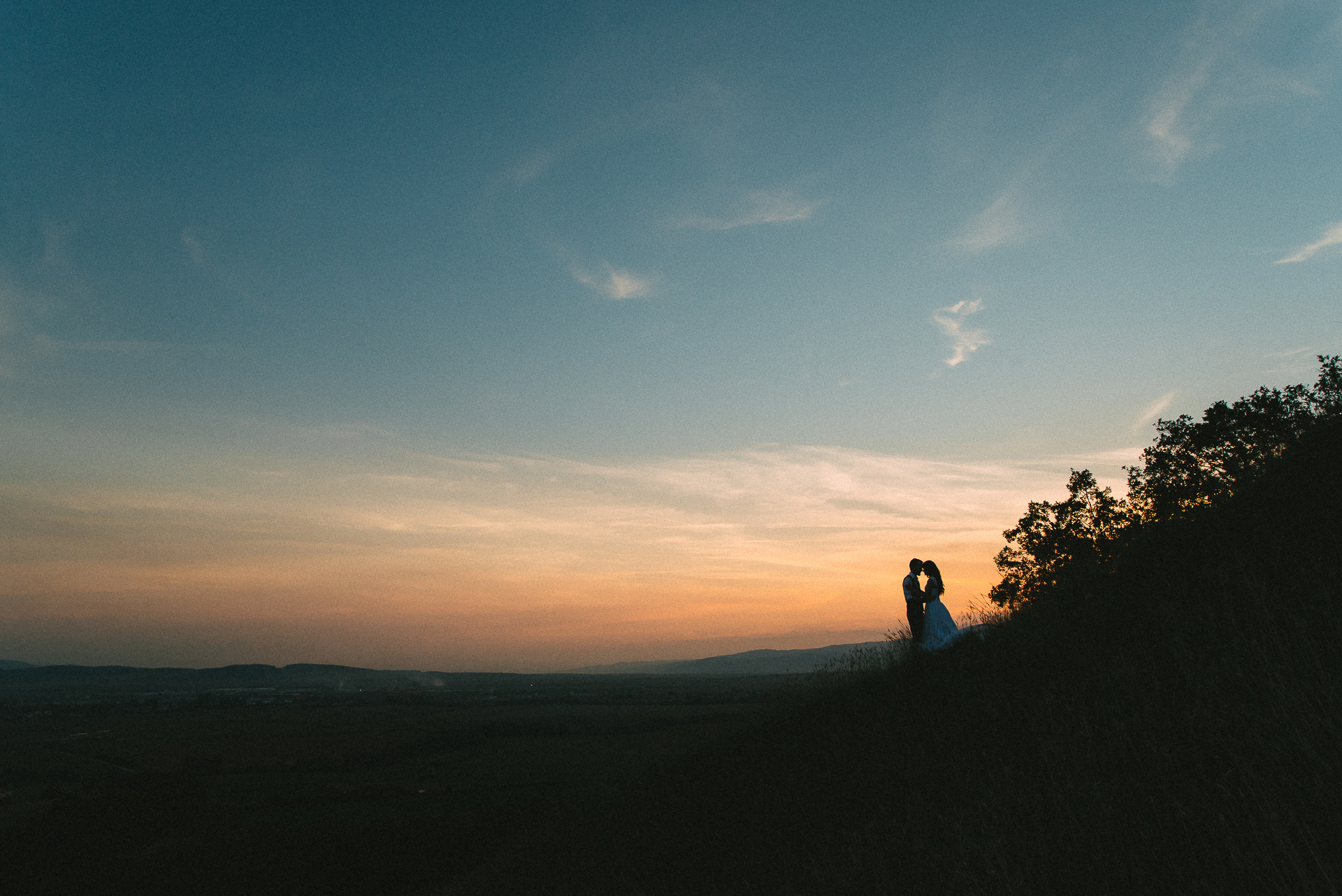 looks_like_film_10_questions_with_artist_dana_and_george_landofwhitedeer_wedding_photography_romania