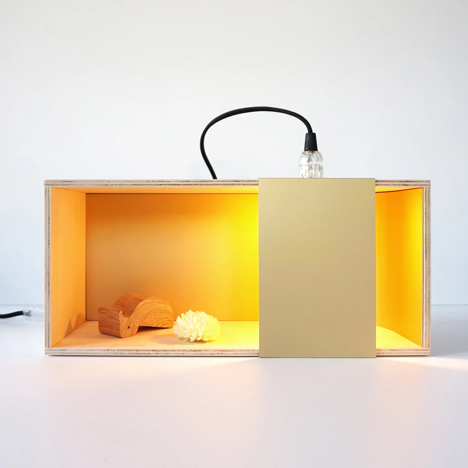 Luxbox2-2_A+A-Cooren.jpg