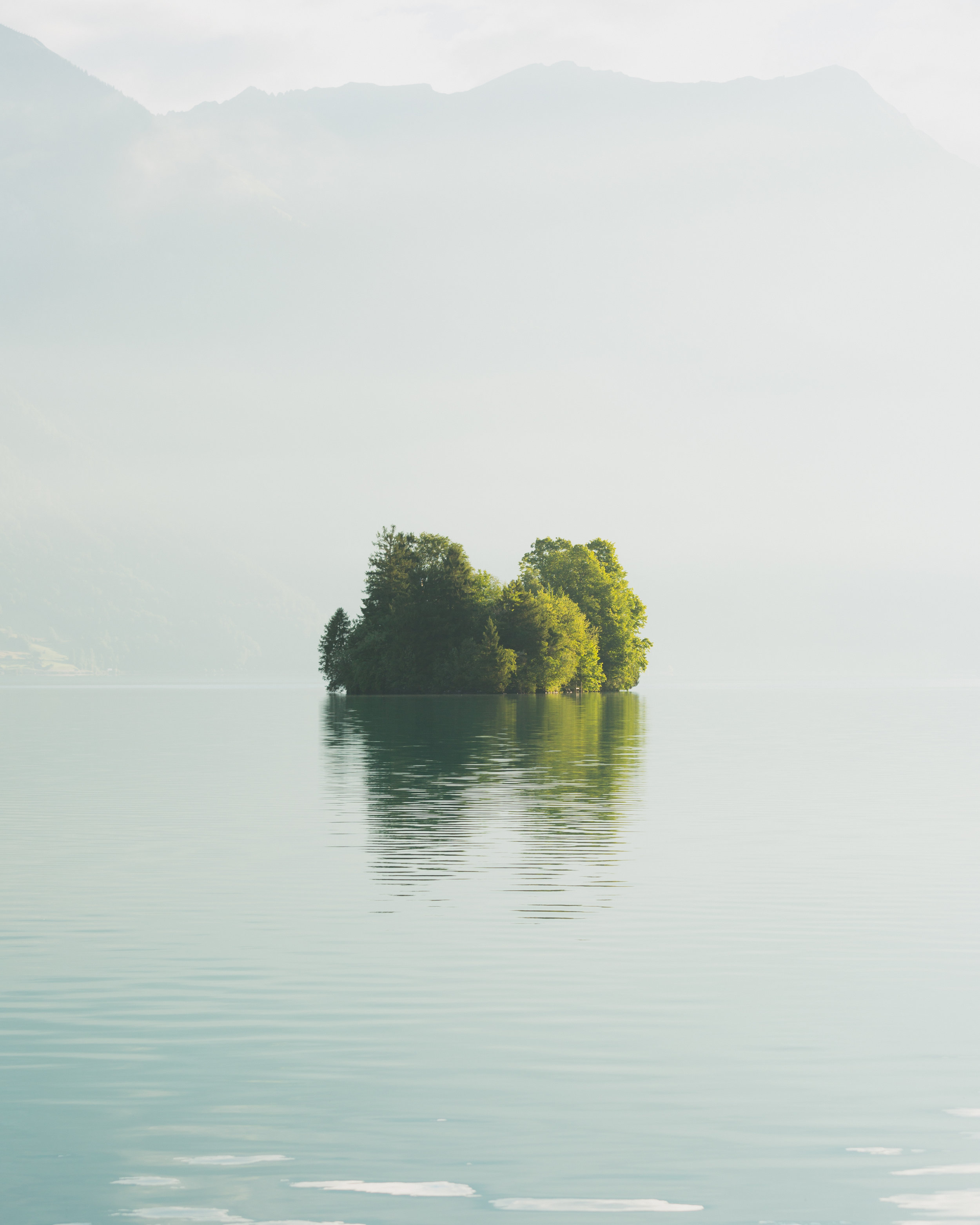  Lake Brienz, Switzerland 