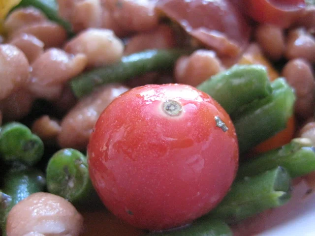 Is There Any Food In Your Food? How To Be a Nutritarian