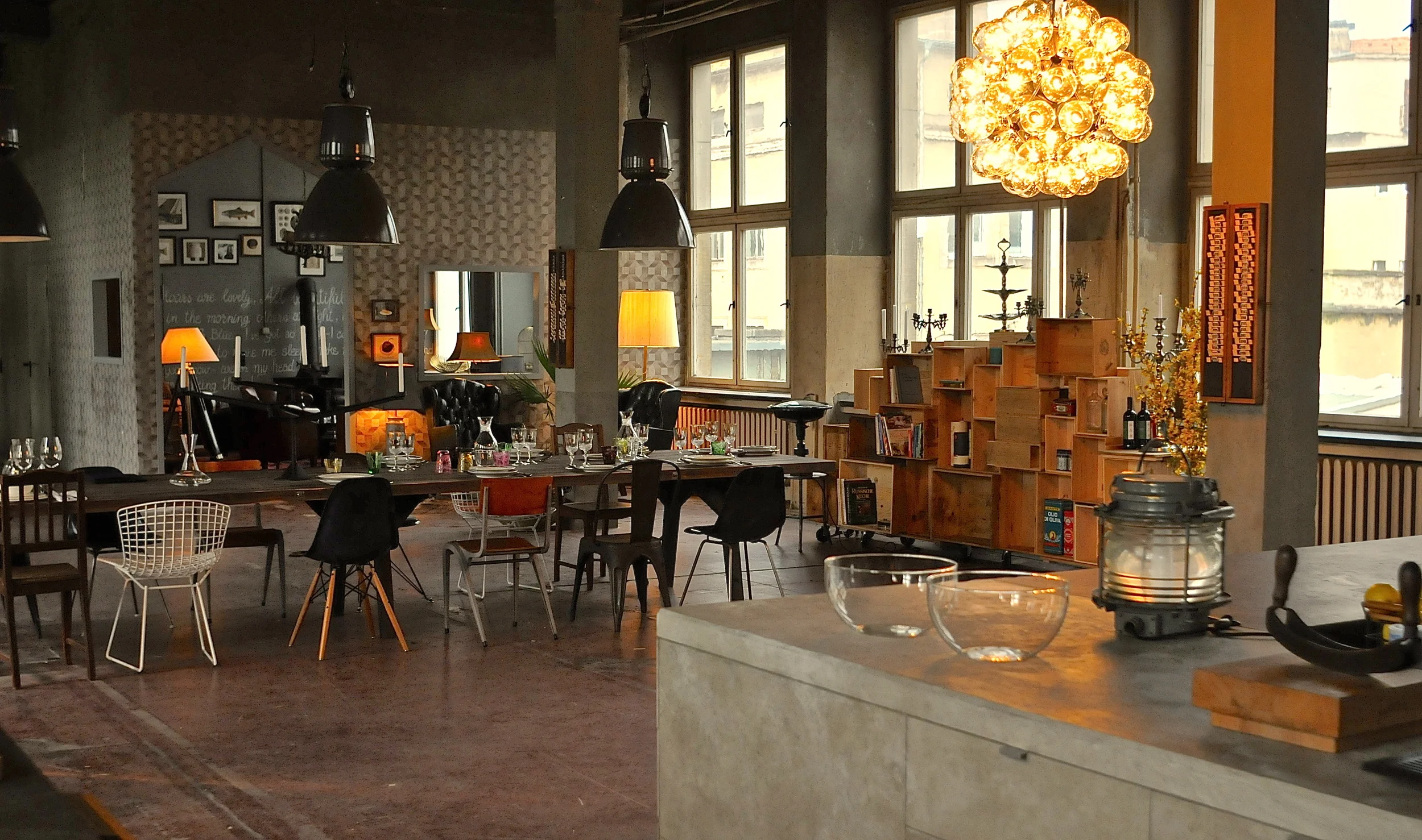   February 2015:   Our kitchen design for a Neff Event in Berlin was named by Spiegel online as "hot stuff" for 2015 !!!  please check:&nbsp; http://www.spiegel.de/stil/wohntrends-huelsta-chef-ueber-die-neue-bedeutung-der-kueche-a-1013768.html  