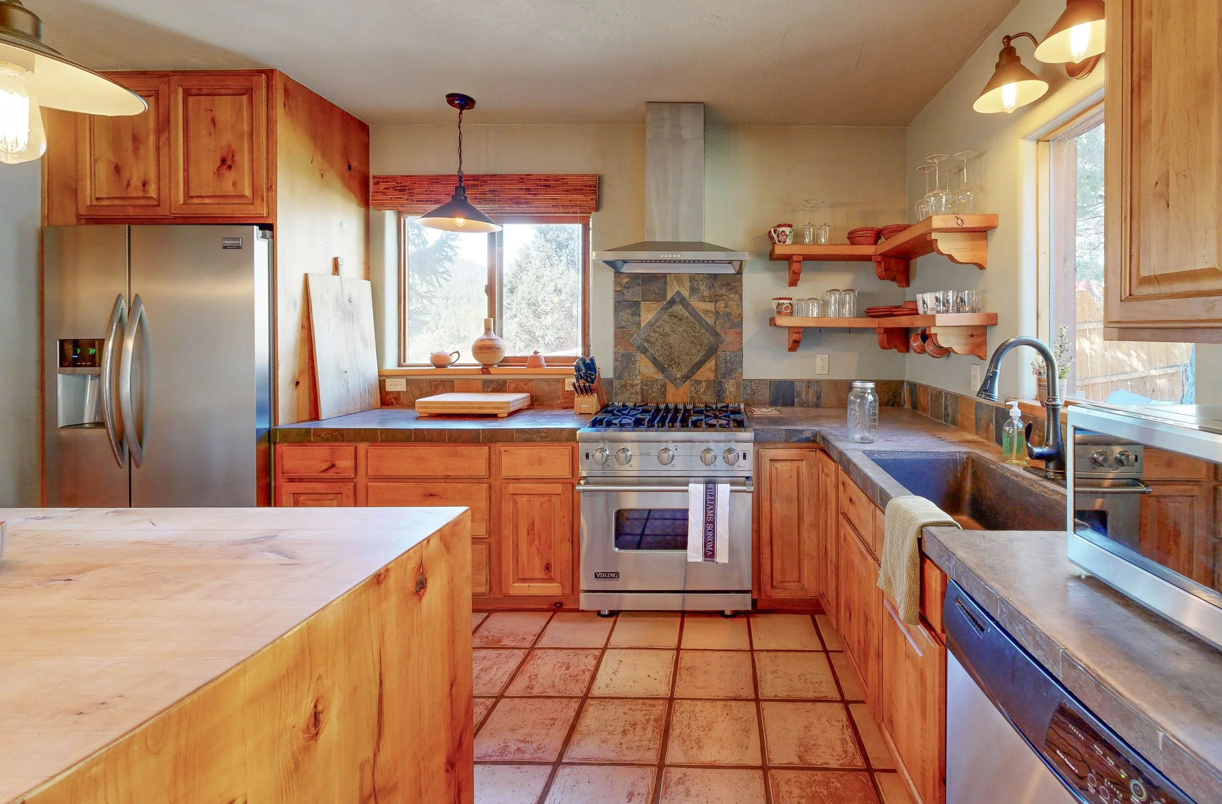Hwy-64-Kitchen.jpg