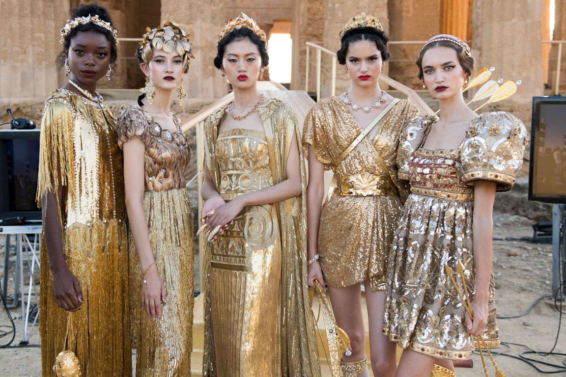 dolce and gabbana female models 2019