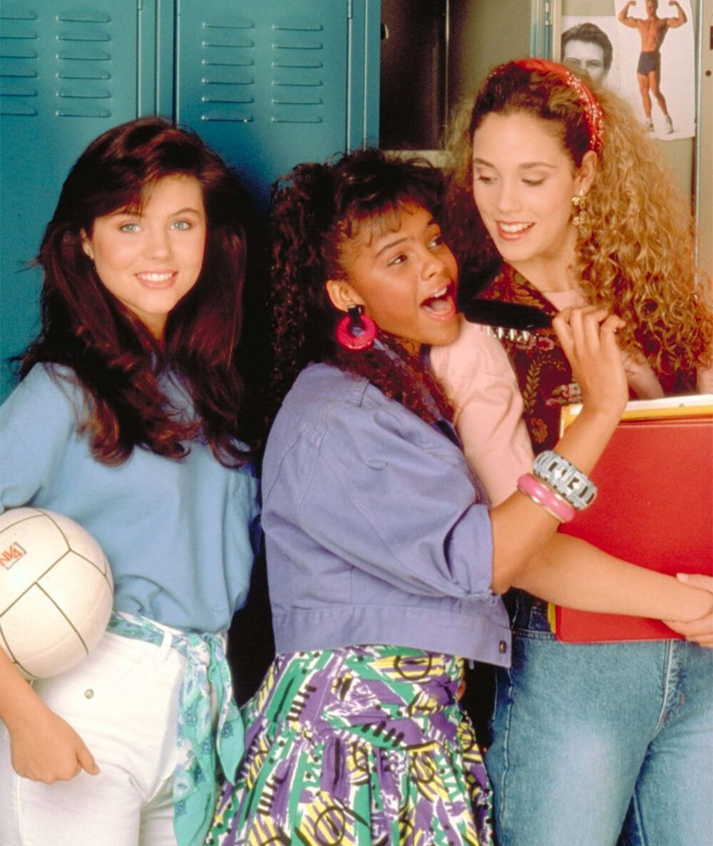 Breaking Down 90s Female Archetypes The Psychology Of Fashion