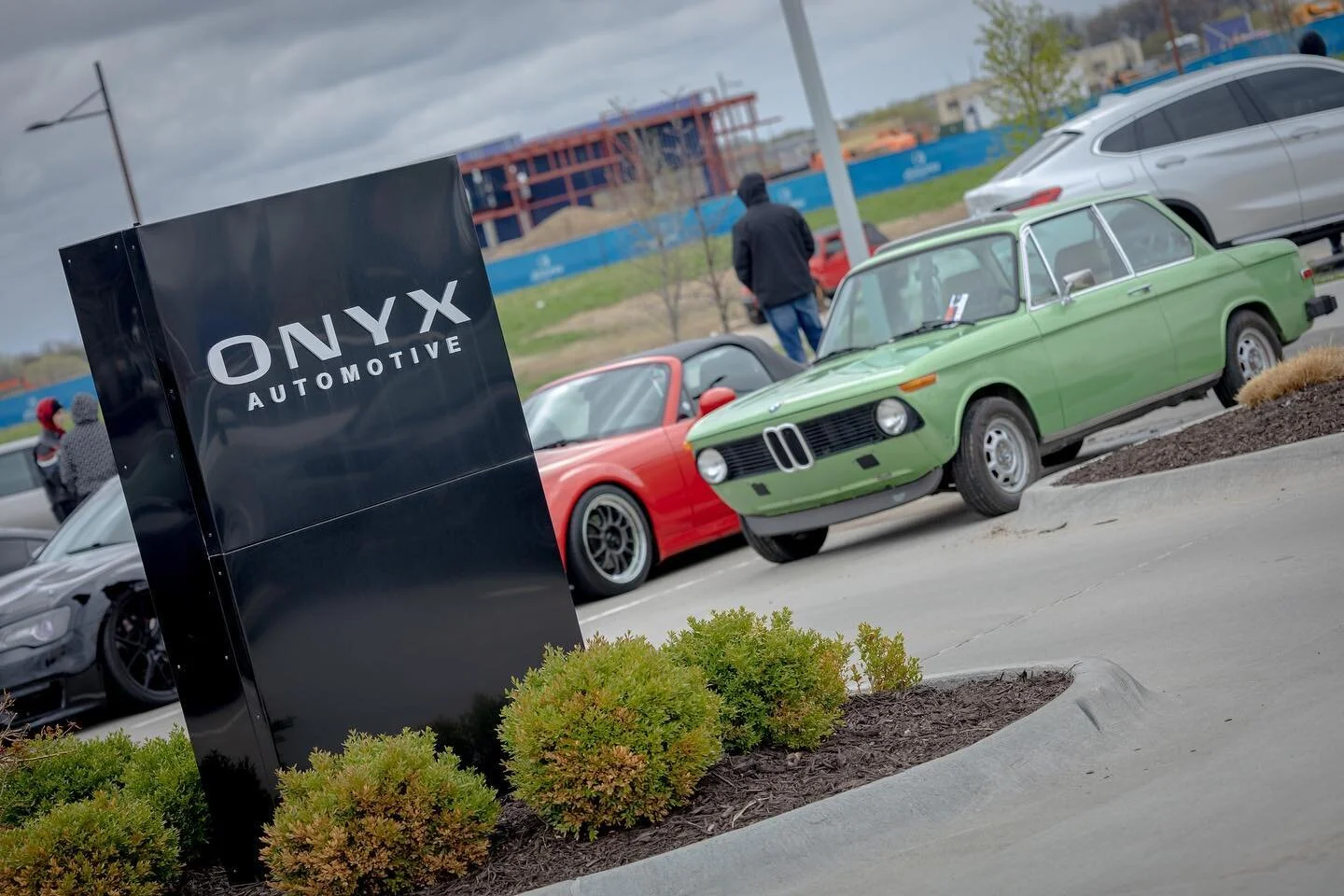 @supercarsaturdayomaha up at @onyx__automotive. Love being able to take snaps of these amazing vehicles, even if it&rsquo;s flurrying and cold. 📸