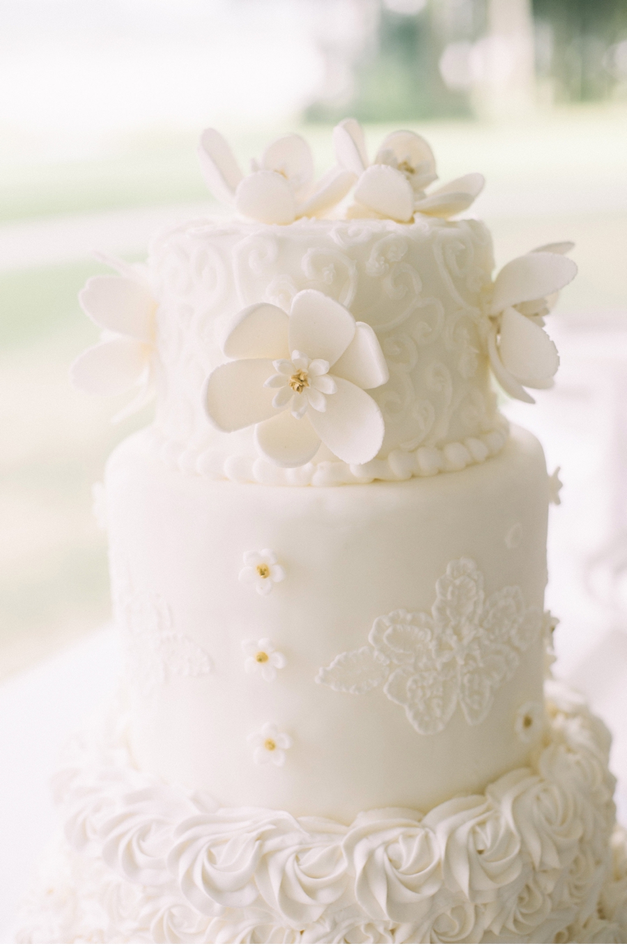 Canadian-Wedding-Cake